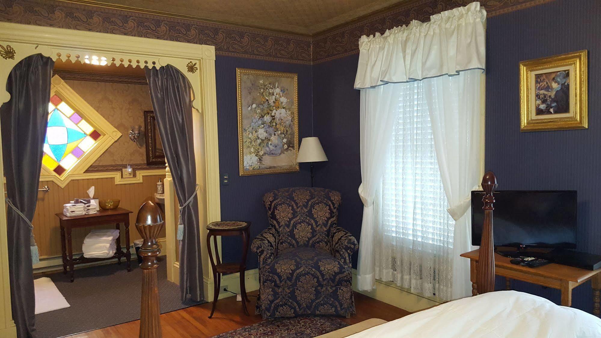 بيتيل Holidae House Bed & Breakfast المظهر الخارجي الصورة