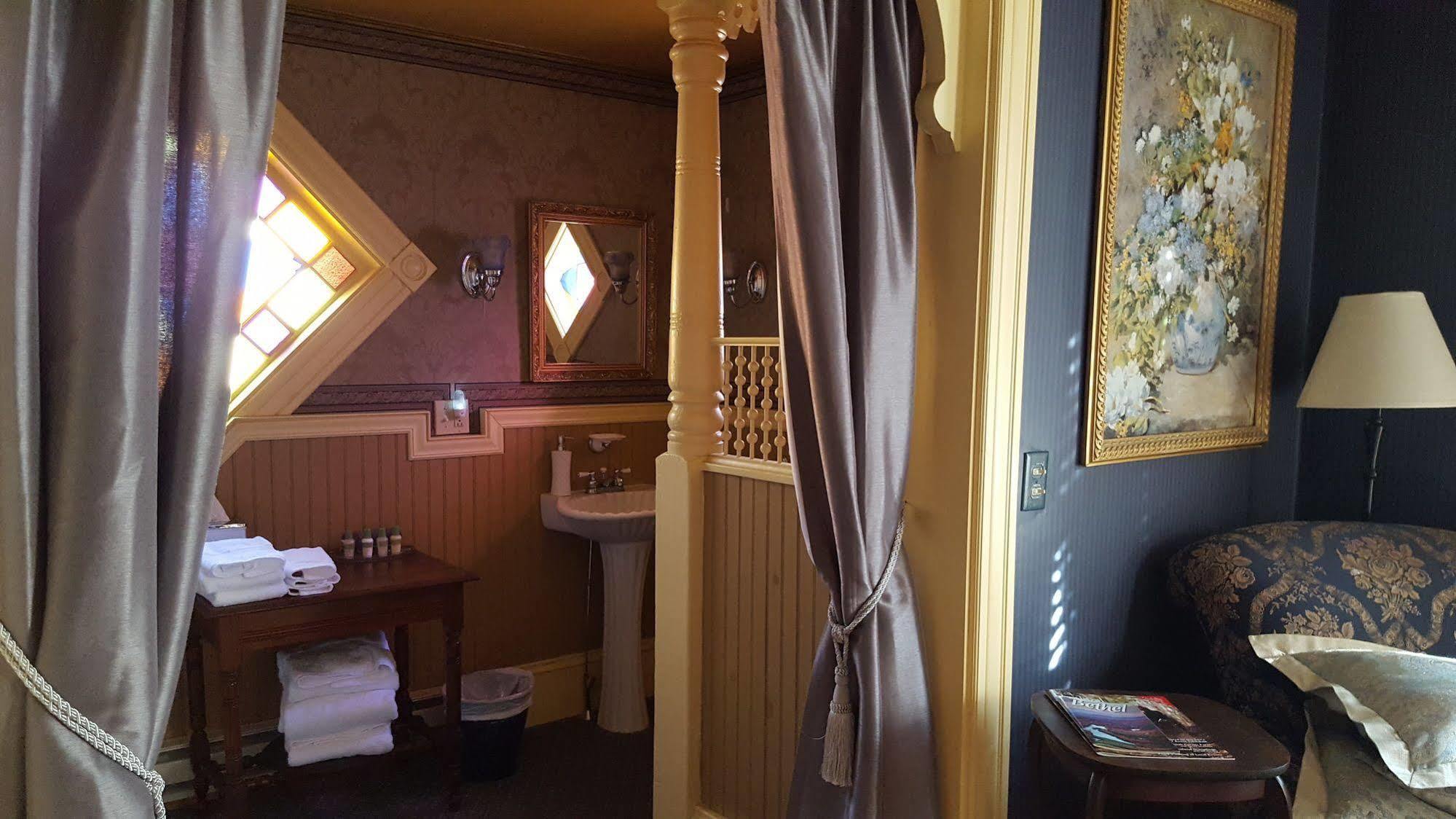 بيتيل Holidae House Bed & Breakfast المظهر الخارجي الصورة