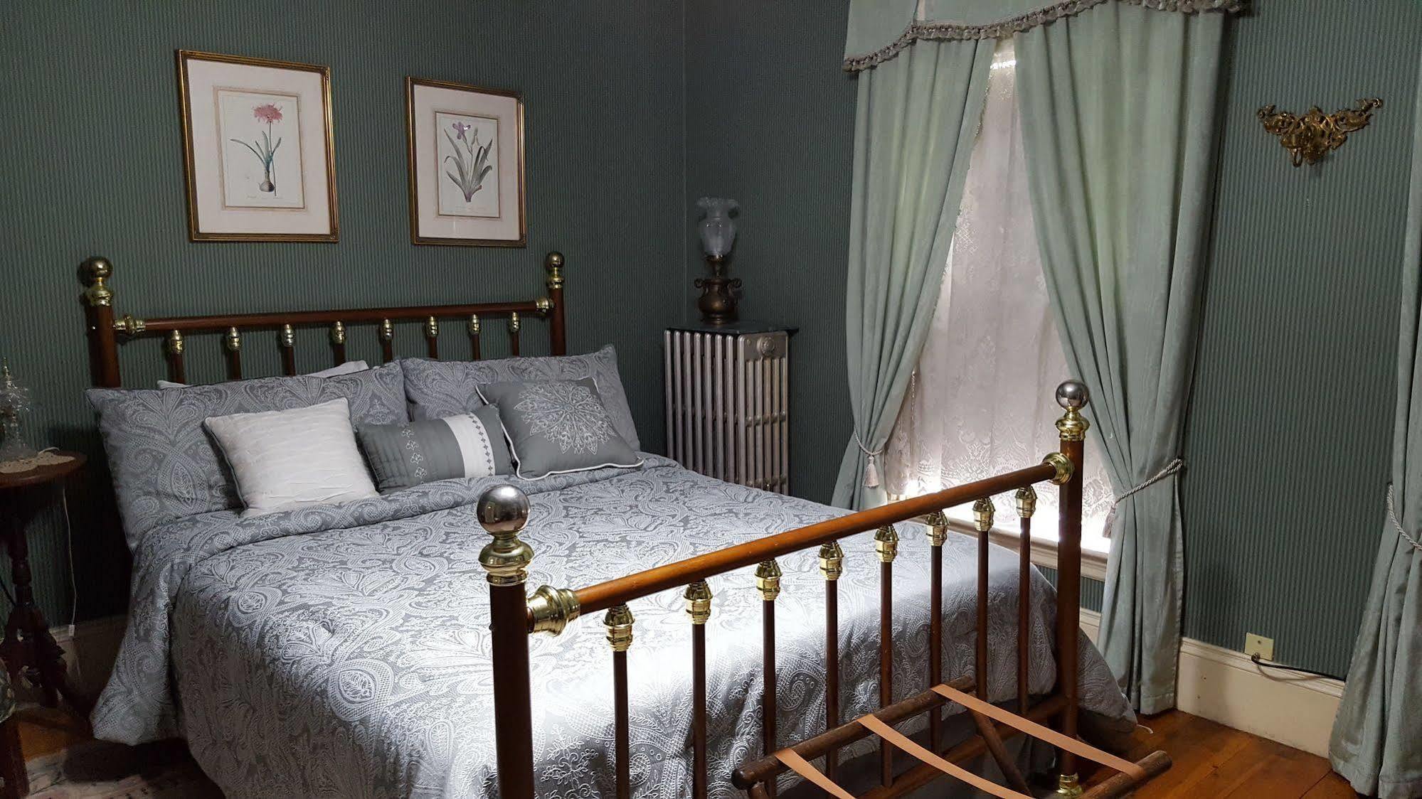بيتيل Holidae House Bed & Breakfast المظهر الخارجي الصورة