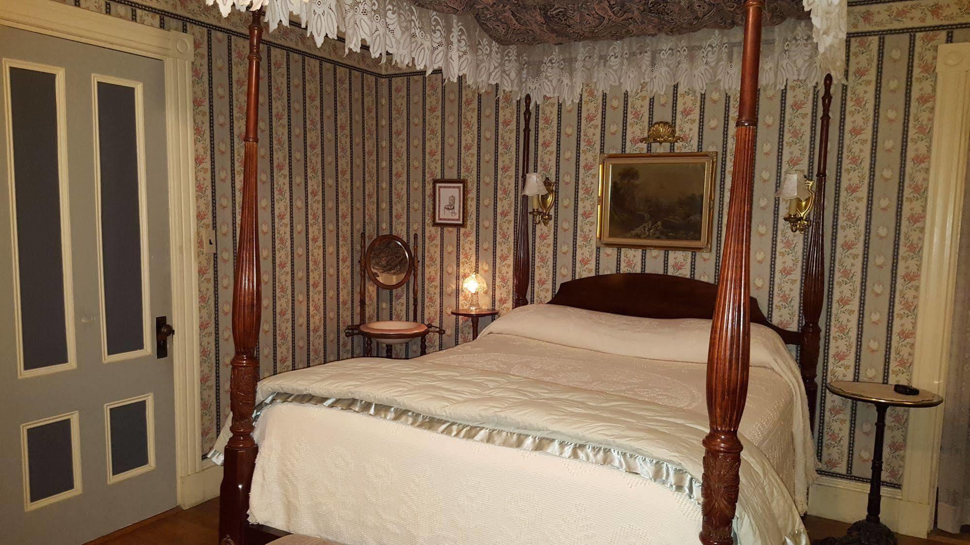 بيتيل Holidae House Bed & Breakfast المظهر الخارجي الصورة